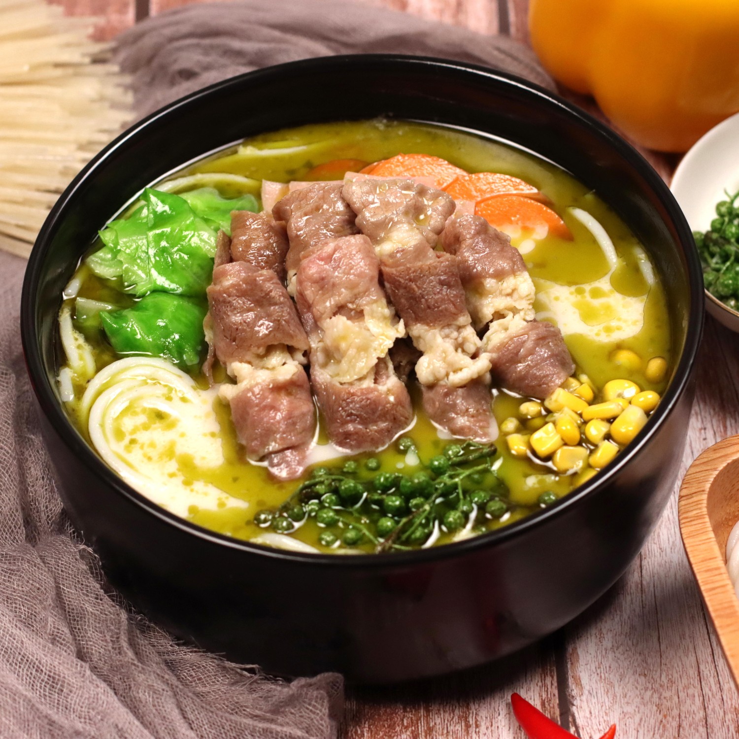簡易操作，快速標(biāo)準(zhǔn)化出餐。產(chǎn)品咨詢熱線：0537-3630366