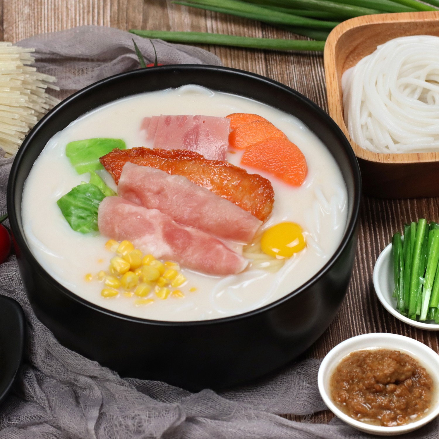 研發(fā)中心擁有完備的人才結構，并本著企業(yè)標準高于國家標準的原則
