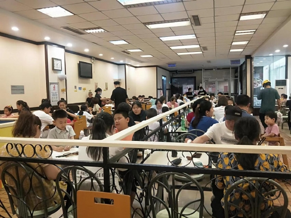 公司擁有強大的研發(fā)中心， 配有專業(yè)研發(fā)工程師，研發(fā)中心擁有完備的人才結構，并本著企業(yè)標準高于國家標準的原則，為公司產(chǎn)品、客戶定制產(chǎn)品的研發(fā)保駕護航。產(chǎn)品質(zhì)咨詢線：0537-3630366